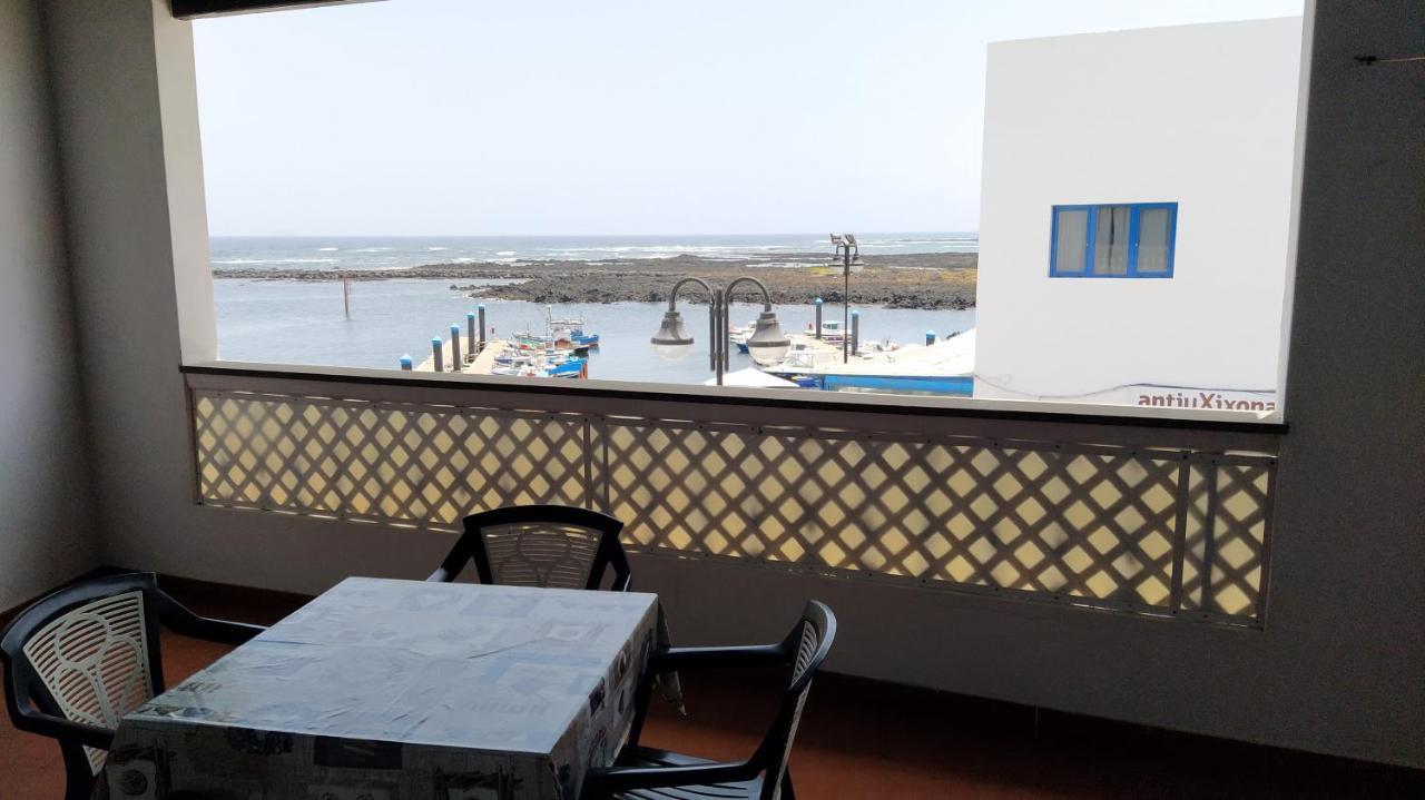 דירות Orzola Frente Al Mar מראה חיצוני תמונה
